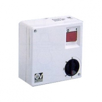 SCRRL 5  (5-stupňová regulace otáček, montáž na stěnu, tlačítko na zapnutí světla, max. Zátěž 250W, reverzibilní)